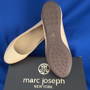 WOMEN'S MARC JOSEPH NEW YORK NUDE NAPA FLATS (SIZE 7)